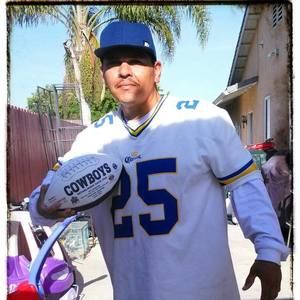 Meet your Posher, Carlos